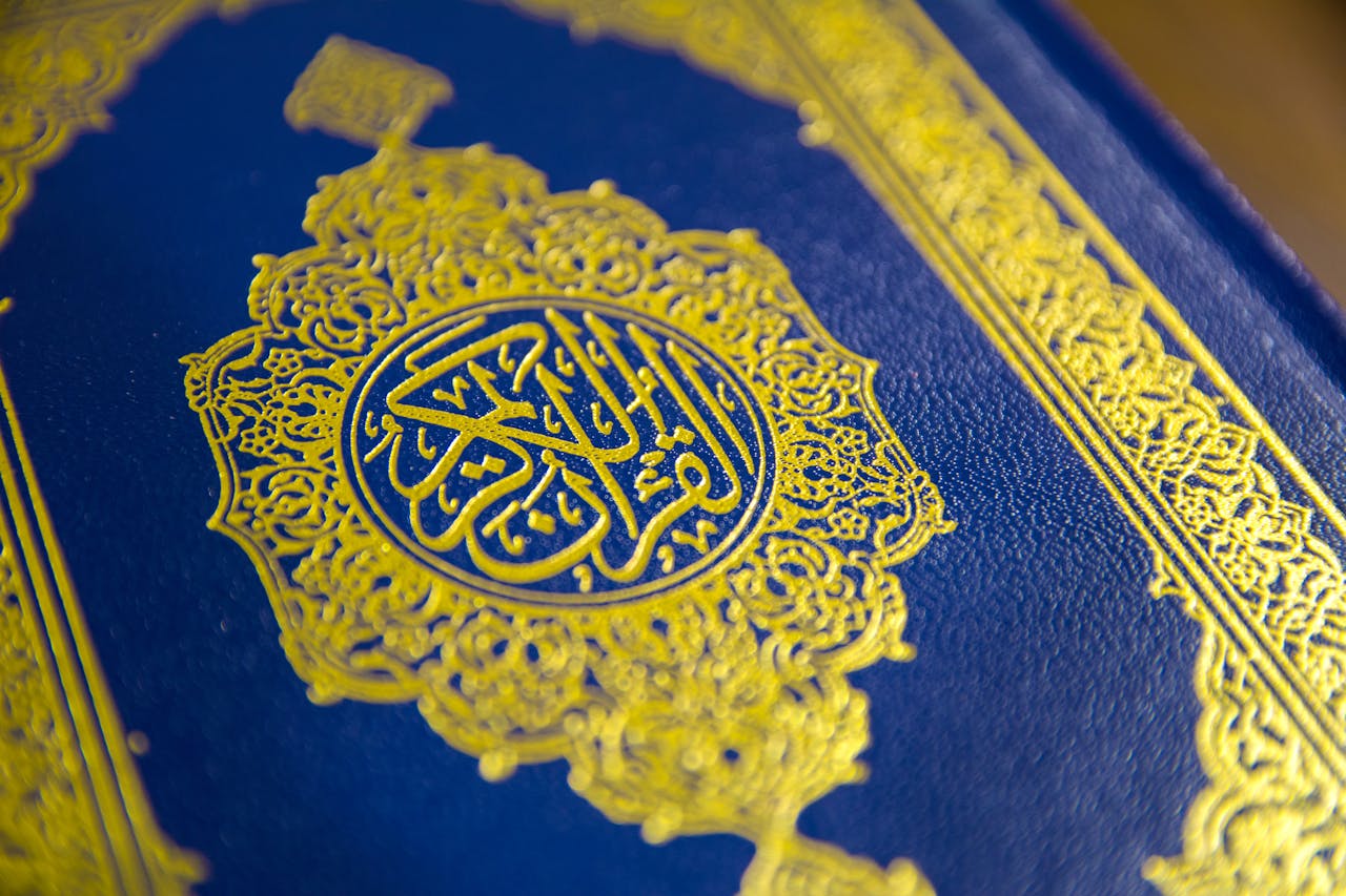 Cari Tahu 7 Tips Memilih Mushaf Al-Qur'an yang Paling Nyaman untuk Tahfidz