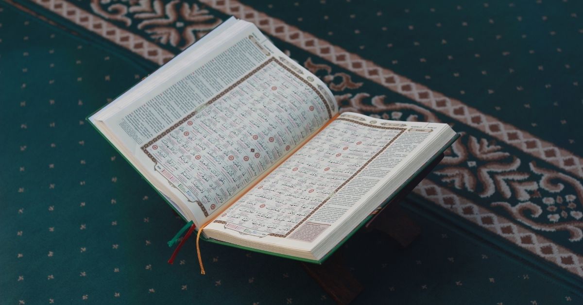 Meneladani Cara Nabi Mengajarkan Al-Qur'an Pada Para Sahabat Sebagai Pedoman Pendidikan Terbaik