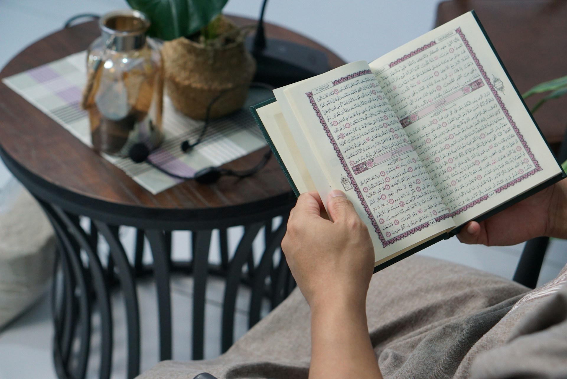 5 Ayat Al-Qur'an tentang Berpikir Kritis yang Perlu Diketahui Anak Sejak Dini