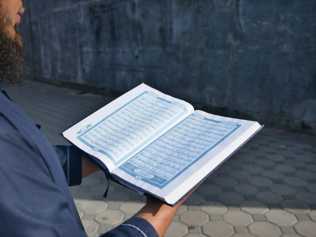 Keutamaan Mempelajari Qiraat Al-Qur'an dan Mengapa Ilmu Ini Penting bagi Generasi Kita